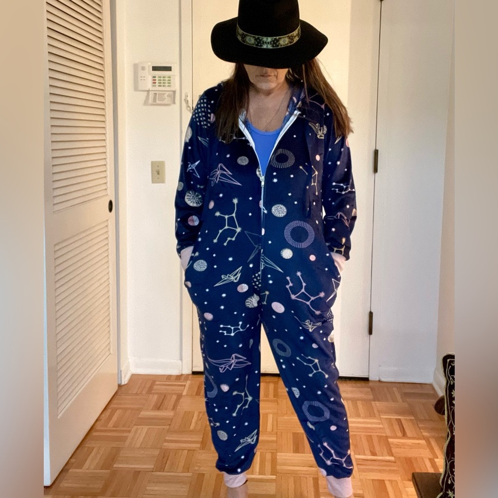 Hale Bob Onesie Zip Up Hoodie Pajamas with Poodle Print Size Large NWT $188.00 - Picture 13 of 14